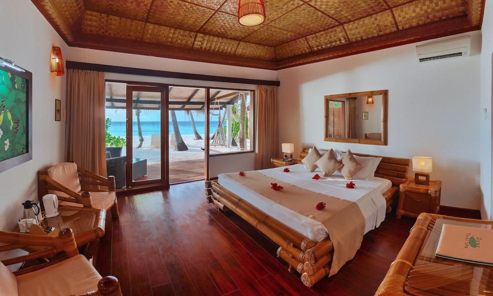 Angaga Island Resort And Spa Exterior foto